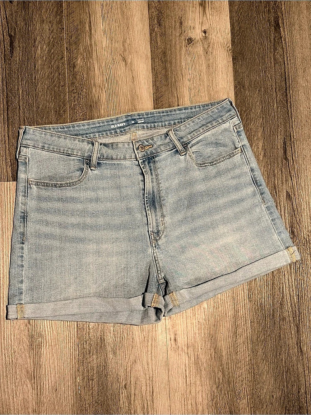 Old Navy High-Waisted Wow Jean Shorts Women's Denim 16 Blue